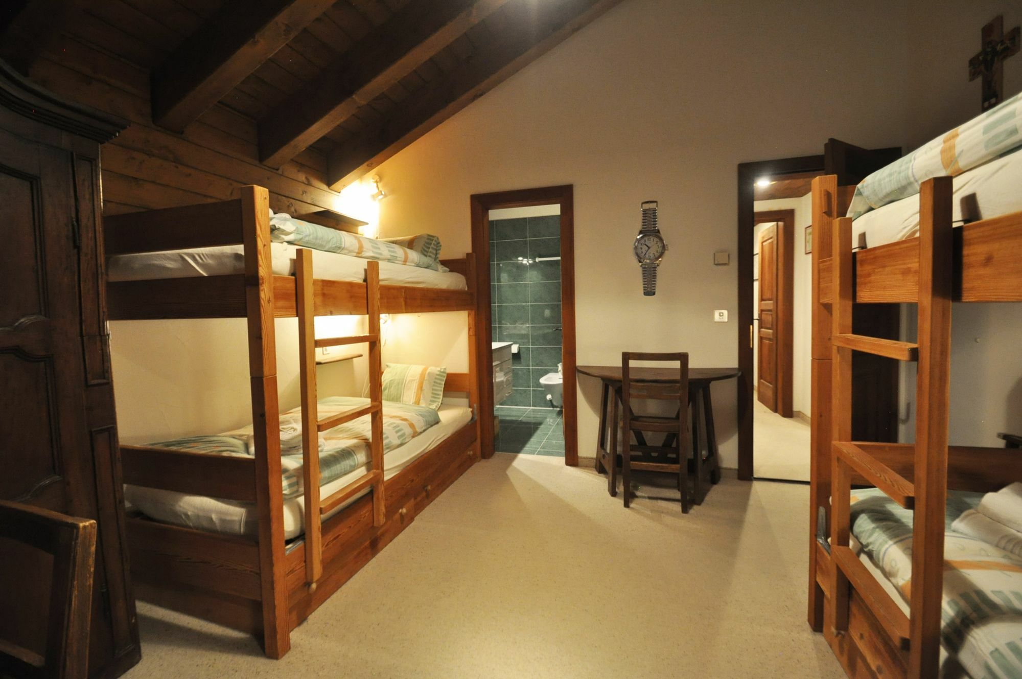 Haus Tiefbach - Apartment Cervino Zermatt Eksteriør billede