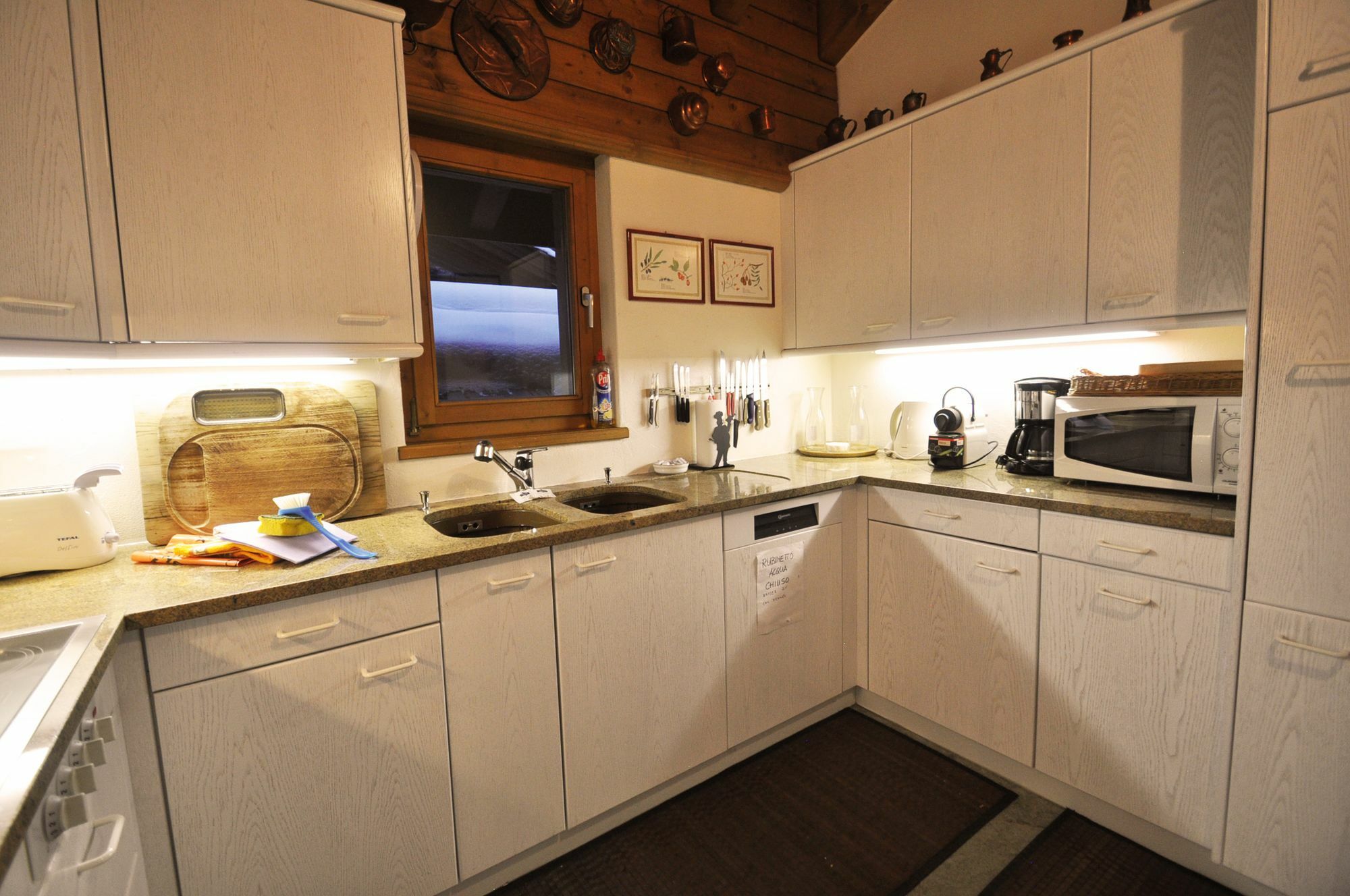 Haus Tiefbach - Apartment Cervino Zermatt Eksteriør billede